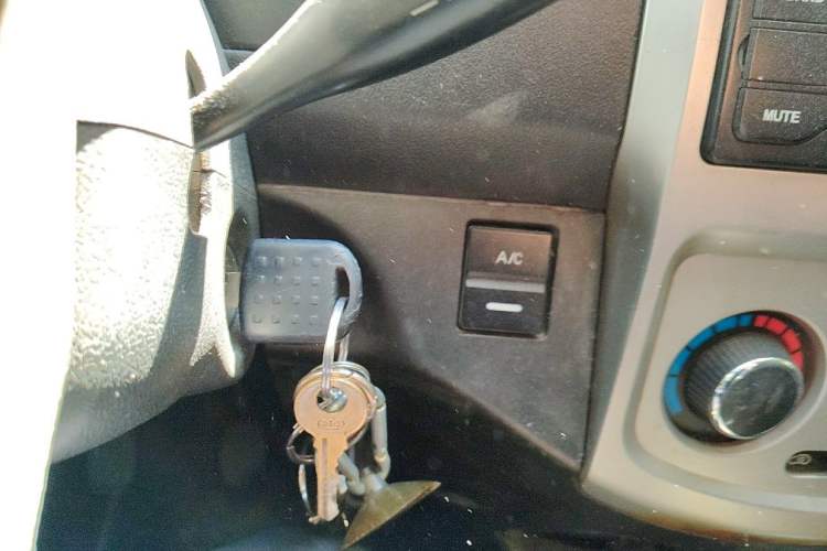 Used CHANGAN KAICHENG Star 9 2015 1.5L Base Version 4G15S Vehicle Key