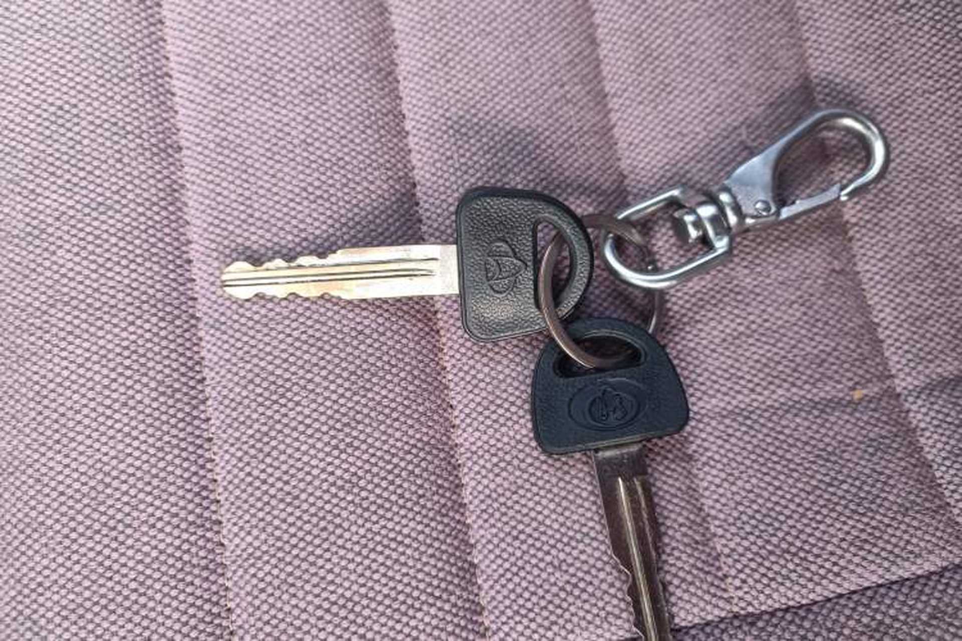 Used CHANGAN KAICHENG Star 9 2015 1.5L CNG Base Version 4G15S Vehicle Key