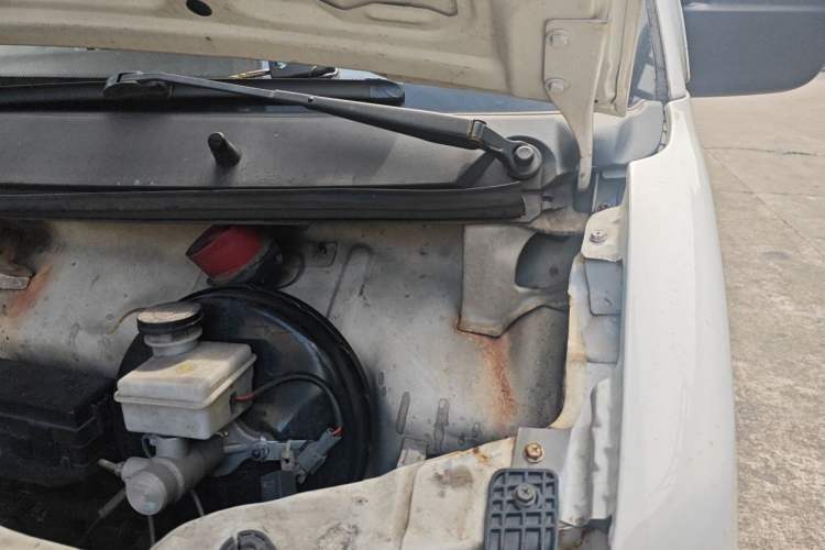 Used CHANGAN KAICHENG Star 9 2015 1.5L Base Version 4G15S Engine Bay Left