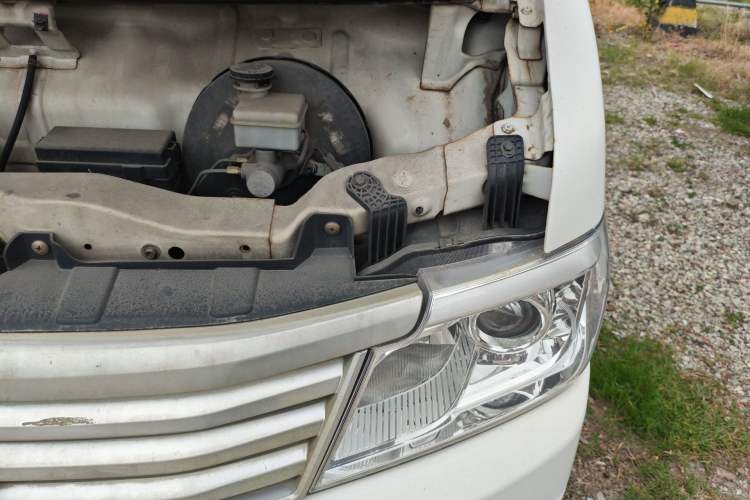 Used CHANGAN KAICHENG Star 9 2015 1.5L Base Version 4G15S Engine Bay Left