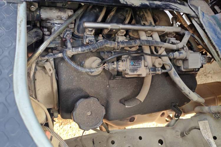 Used CHANGAN KAICHENG Star 9 2015 1.5L Base Version 4G15S Engine Bay Left