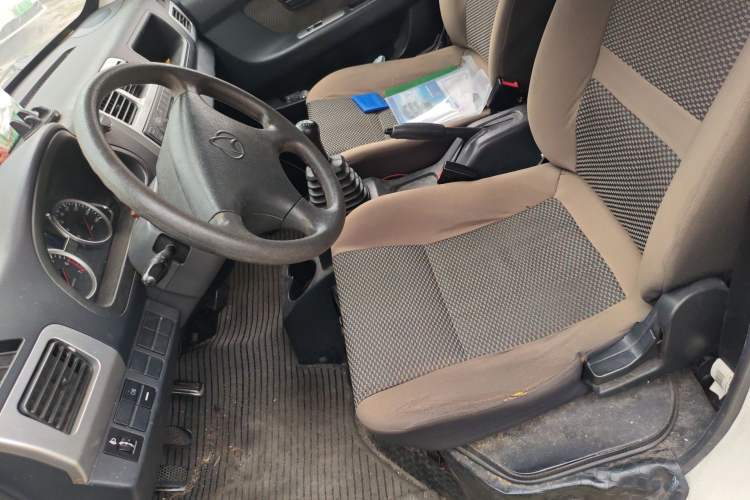Used CHANGAN KAICHENG Star 9 2015 1.5L Base Version 4G15S Left Front Seat