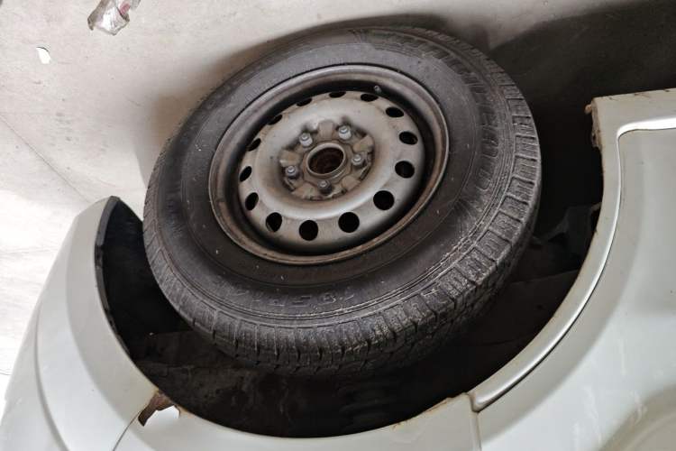Used CHANGAN KAICHENG Star 9 2015 1.5L Base Version 4G15S Right Front Wheel Hub