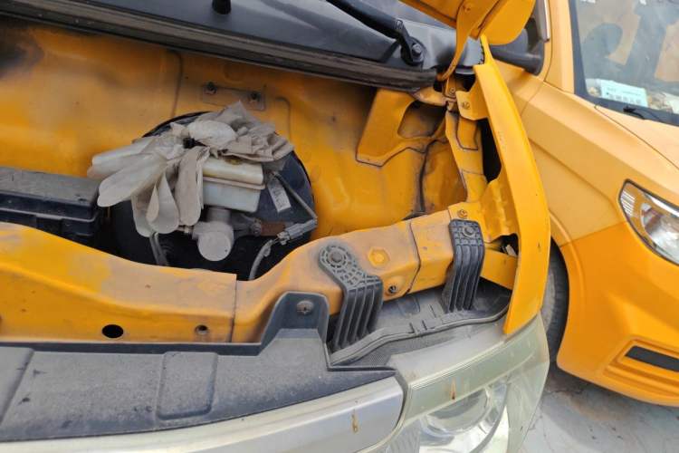Used CHANGAN KAICHENG Star 9 2015 1.5L Standard 4G15S Engine Bay Left