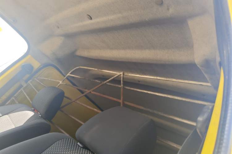 Used CHANGAN KAICHENG Star 9 2015 1.5L Base Version 4G15S Headliner