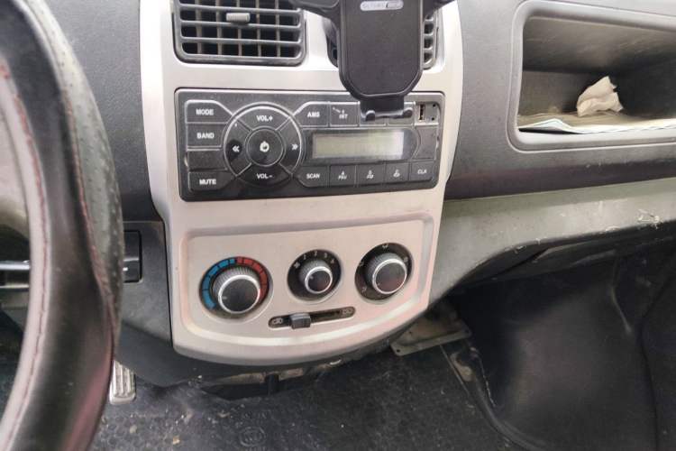 Used CHANGAN KAICHENG Star 9 2019 1.5L Base Model Passenger Vehicle 4G15S Audio And AC Panel