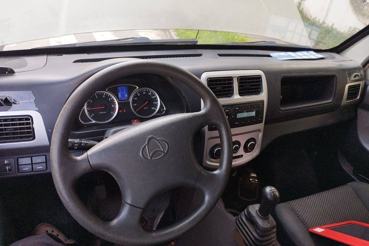 Used CHANGAN KAICHENG Star 9 2019 1.5L Base Model Passenger Vehicle 4G15S Interior 2