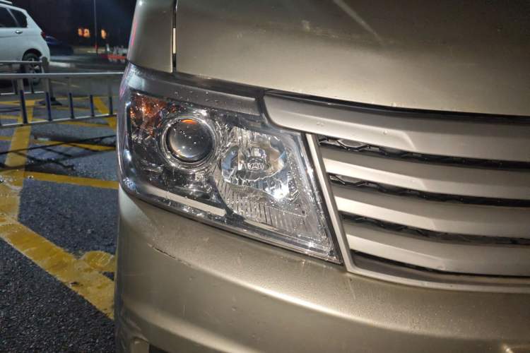Used CHANGAN KAICHENG Star 9 2019 1.5L Base Model Van Transporter 4G15S Right Front Headlight
