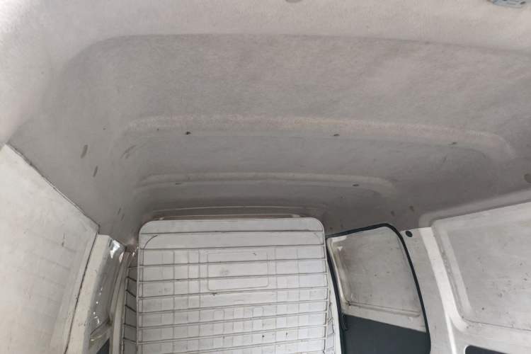 Used CHANGAN KAICHENG Star 9 2019 1.5L Base Model Van Transporter 4G15S Headliner