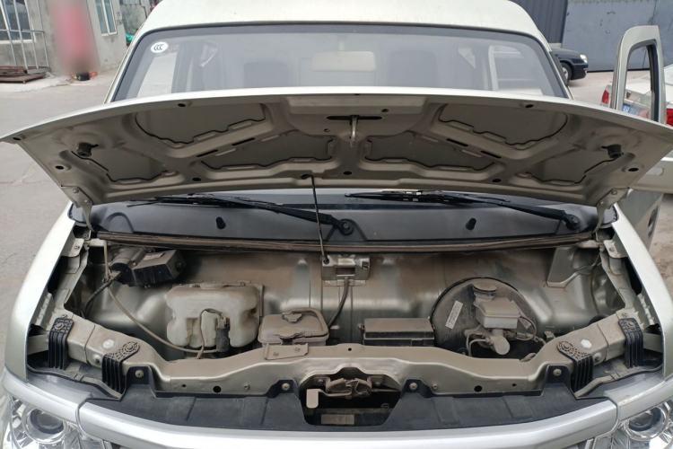 Used CHANGAN KAICHENG Star 9 2020 1.5L Standard Van Transporter 2-Seater China VI Emission Standard DAM15KR Engine Bay