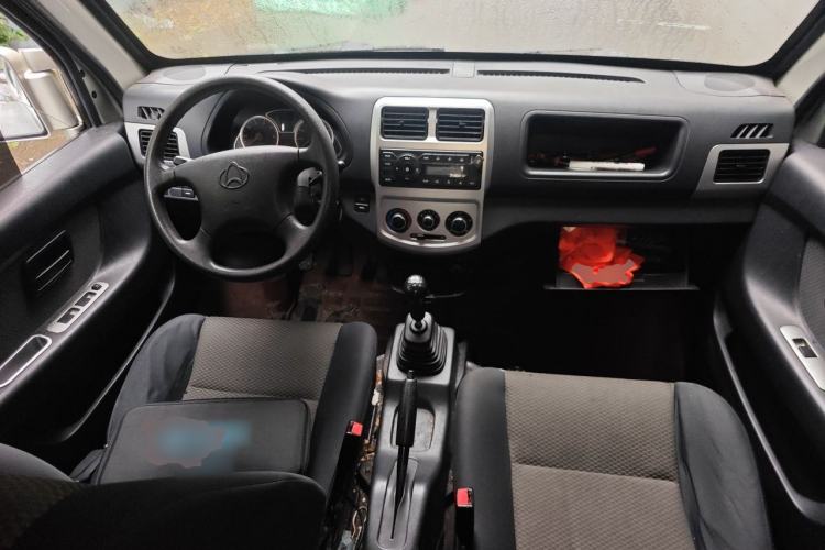 Used CHANGAN KAICHENG Star 9 2020 1.5L Base Model 7-Seater Passenger Vehicle China VI Emission Standard DAM15KR Center Console