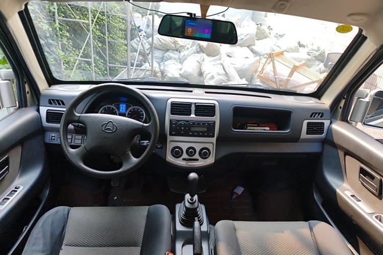 Used CHANGAN KAICHENG Star 9 2020 1.5L Base Model 7-Seater Passenger Vehicle China VI Emission Standard DAM15KR Center Console
