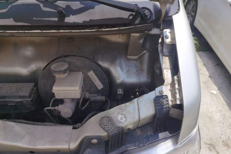 Used CHANGAN KAICHENG Star 9 2020 1.5L Base Model 5-Seater Passenger Vehicle China VI Emission Standard DAM15KR Engine Bay Left