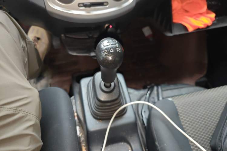 Used CHANGAN KAICHENG Star 9 2020 1.5L Base Model 7-Seater Passenger Vehicle China VI Emission Standard DAM15KR Gear Lever