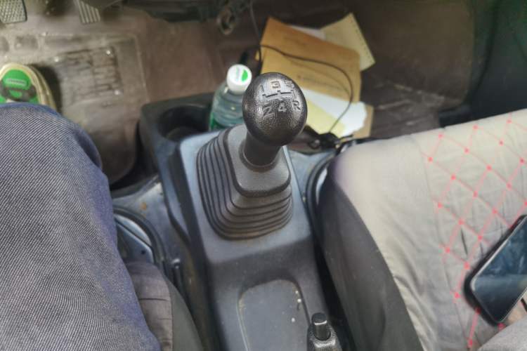 Used CHANGAN KAICHENG Star 9 2020 1.5L Base Model 5-Seater Passenger Vehicle China VI Emission Standard DAM15KR Gear Lever
