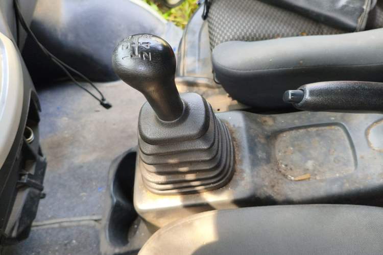 Used CHANGAN KAICHENG Star 9 2020 1.5L Base Model Van Transporter 5-Seater China VI Emission Standard DAM15KR Gear Lever