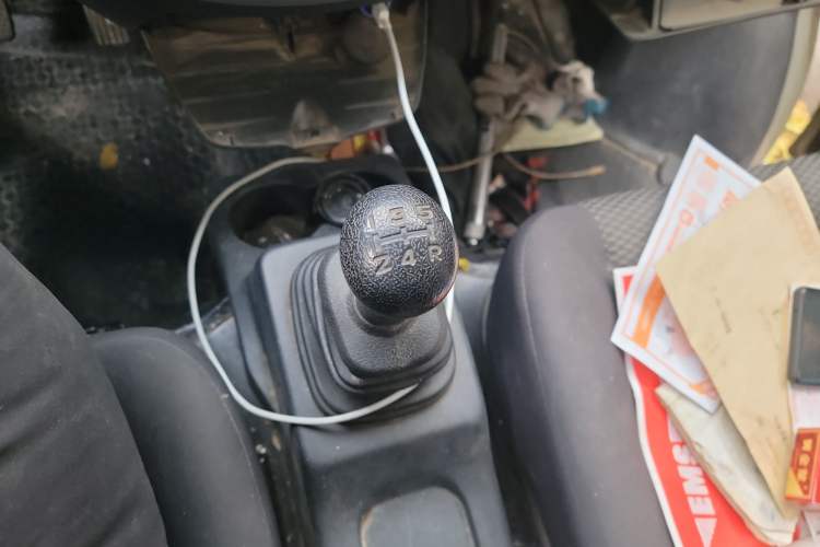 Used CHANGAN KAICHENG Star 9 2020 1.5L Base Model 5-Seater Passenger Vehicle China VI Emission Standard DAM15KR Gear Lever
