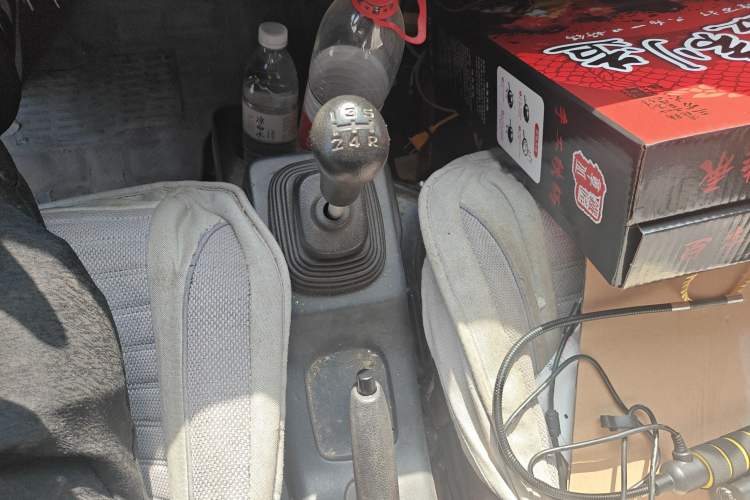 Used CHANGAN KAICHENG Star 9 2020 1.5L Standard Van Transporter 5-Seater China VI Emission Standard DAM15KR Gear Lever