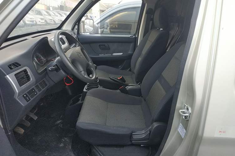 Used CHANGAN KAICHENG Star 9 2020 1.5L Standard Van Transporter 2-Seater China VI Emission Standard DAM15KR Left Front Seat