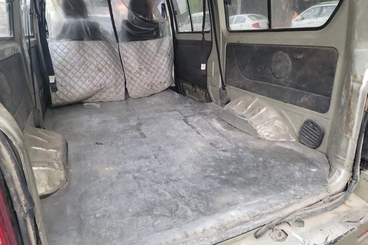 Used CHANGAN KAICHENG Star 9 2020 1.5L Base Model 5-Seater Passenger Vehicle China VI Emission Standard DAM15KR Left Rear Seat