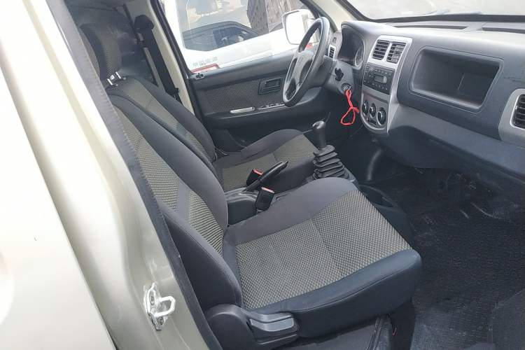 Used CHANGAN KAICHENG Star 9 2020 1.5L Standard Van Transporter 2-Seater China VI Emission Standard DAM15KR Right Front Seat