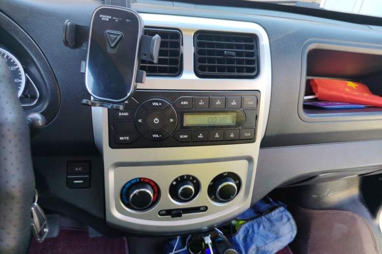 Used CHANGAN KAICHENG Star 9 2020 1.5L Standard-Model 5-Seater Bus China VI Emission Standard DAM15KR Audio And AC Panel