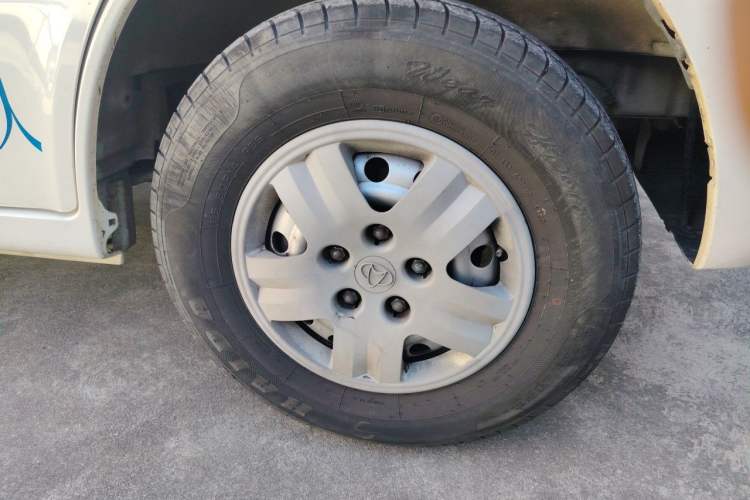 Used CHANGAN KAICHENG Star 9 2020 1.5L Standard-Model 5-Seater Bus China VI Emission Standard DAM15KR Right Front Wheel Hub