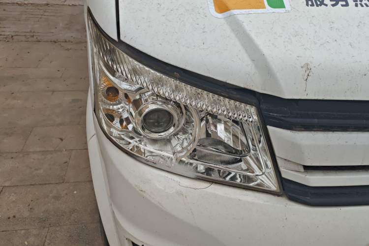 Used CHANGAN KAICHENG Star 9EV 2018 Truck Right Front Headlight