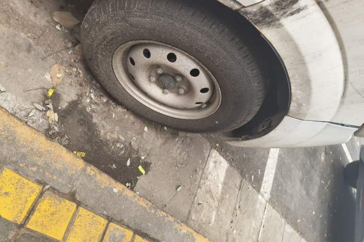 Used CHANGAN KAICHENG Star 9EV  Right Front Wheel Hub
