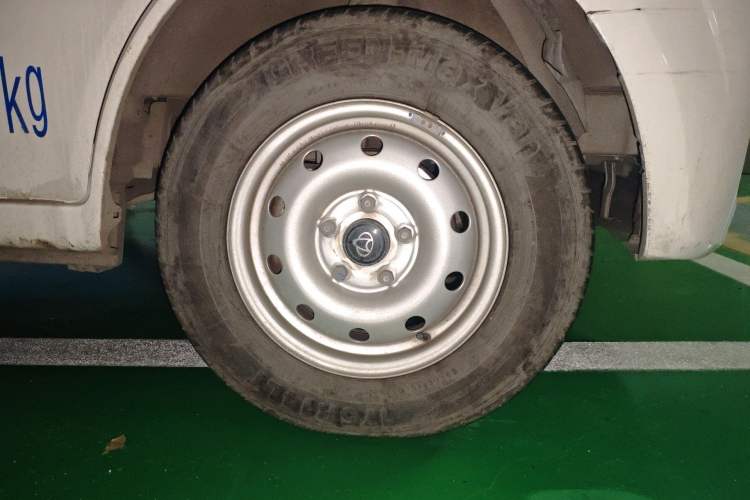 Used CHANGAN KAICHENG Star 9EV 2021 All-Electric Van 2 Seats 70kW Right Front Wheel Hub