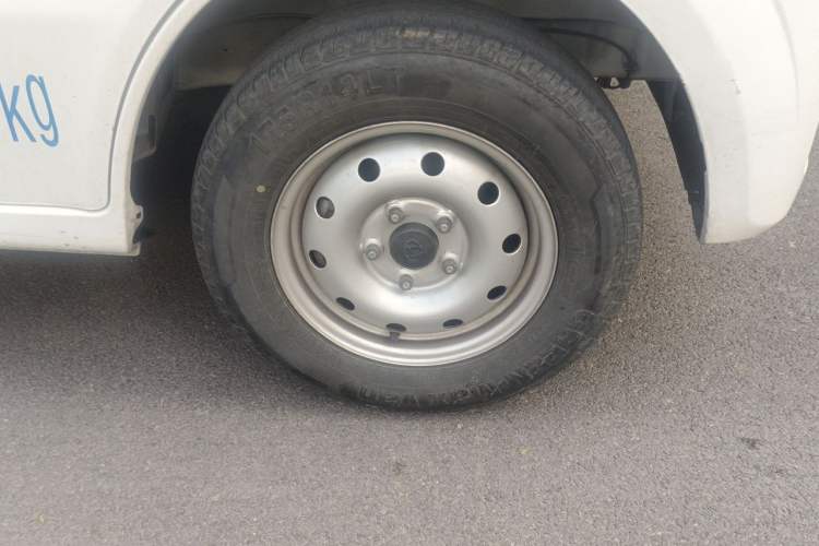 Used CHANGAN KAICHENG Star 9EV 2021 Pure Electric Van 2 Seats 60kW Right Front Wheel Hub