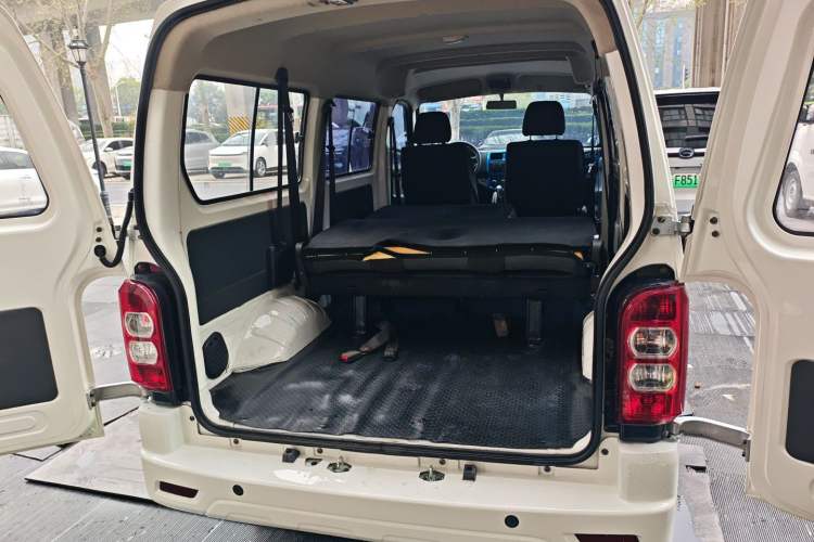 Used CHANGAN KAICHENG Star 9EV 2022 Pure Electric 7-Seater Bus 60kW Trunk