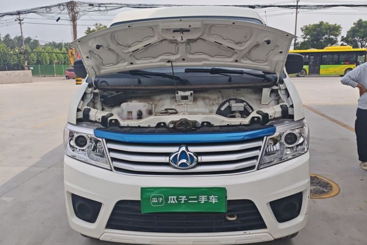 Used CHANGAN KAICHENG Star 9EV 2024 All-Electric Comfort-Grade 7-Seater Bus with 35.9 kWh Engine Bay