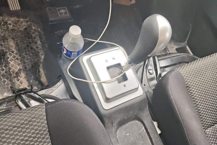 Used CHANGAN KAICHENG Star 9EV 2024 All-Electric Comfort-Grade 7-Seater Bus with 35.9 kWh Gear Lever