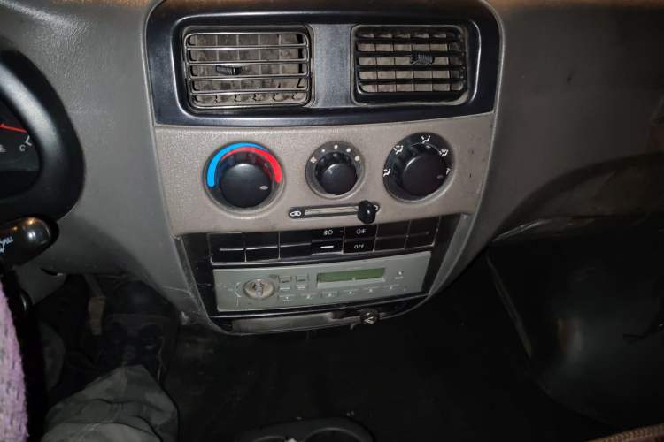 Used CHANGAN KAICHENG Star S460 2009 1.3L Standard Version Audio And AC Panel