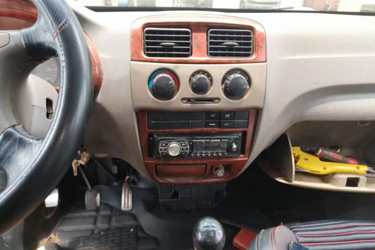 Used CHANGAN KAICHENG Star S460 2009 1.3L Base Version Audio And AC Panel