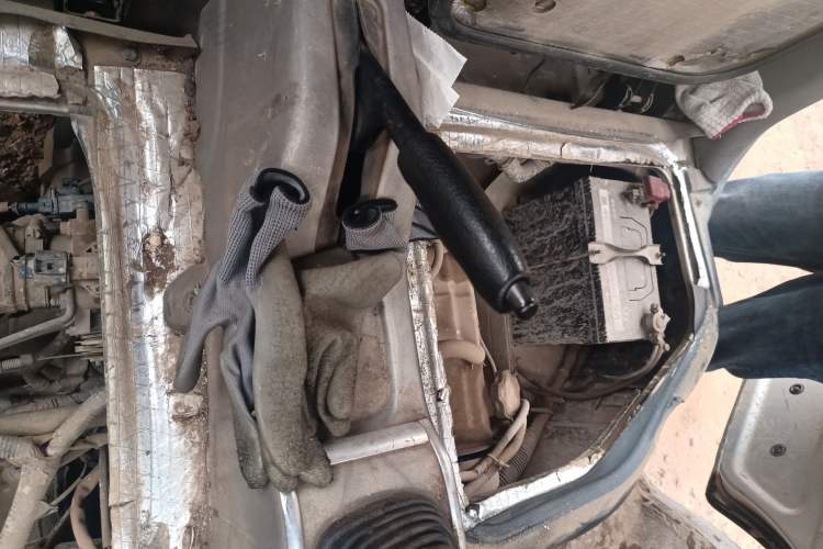 Used CHANGAN KAICHENG Star S460 2009 1.3L Standard Version Engine Bay Left
