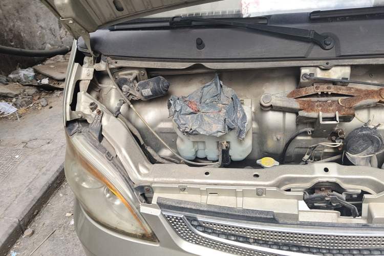 Used CHANGAN KAICHENG Star S460 2009 1.0L Base Version Engine Bay Right