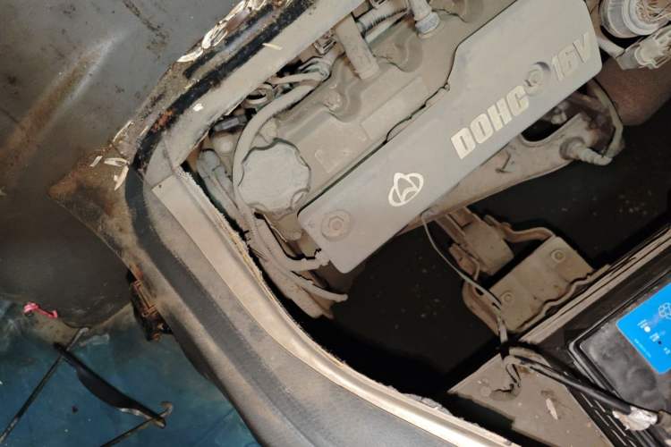 Used CHANGAN KAICHENG Star S460 2009 1.0L Standard Version Engine Bay Right