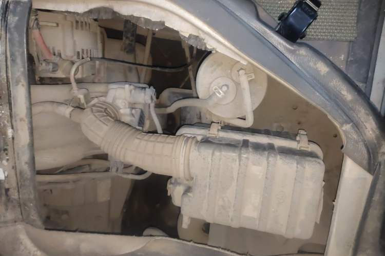 Used CHANGAN KAICHENG Star S460 2009 1.0L Standard Version Engine Bay Right