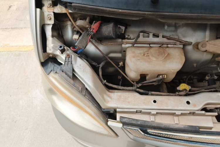 Used CHANGAN KAICHENG Star S460 2009 1.3L Base Version Engine Bay Right