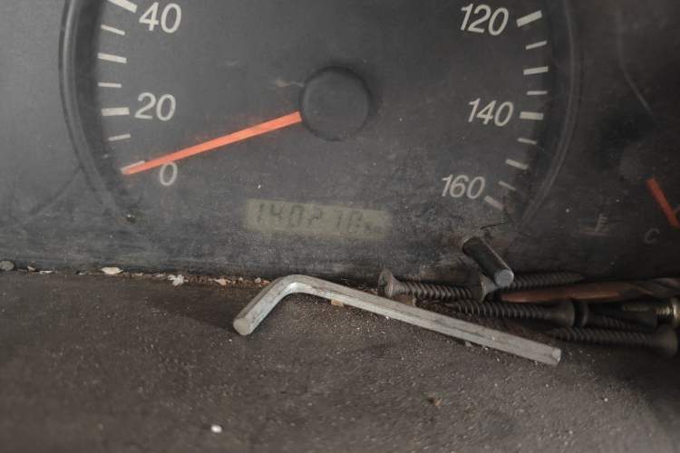 Used CHANGAN KAICHENG Star S460 2009 1.3L Base Version Odometer Close Up