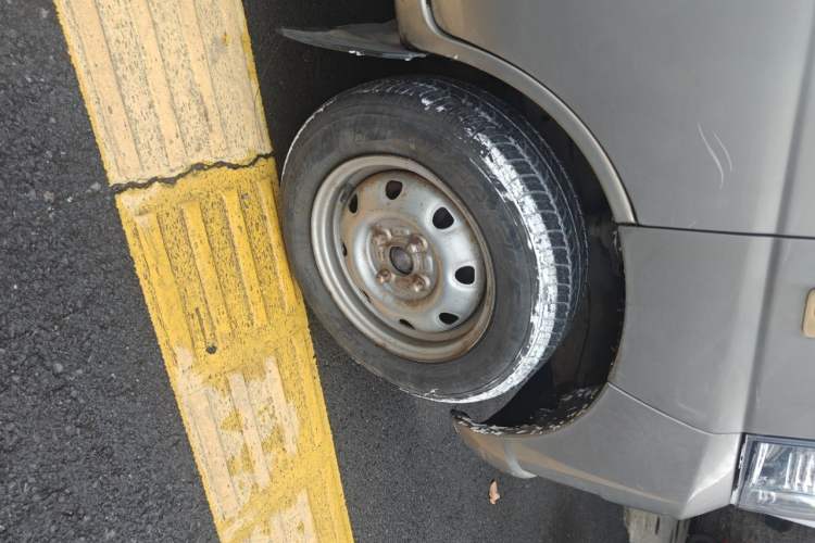 Used CHANGAN KAICHENG Star S460 2009 1.3L Base Version Right Front Wheel Hub