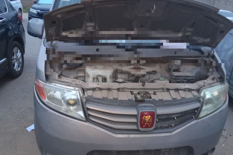 Used CHANGAN KAICHENG Taurus 2011 1.3L Standard Version Engine Bay Right
