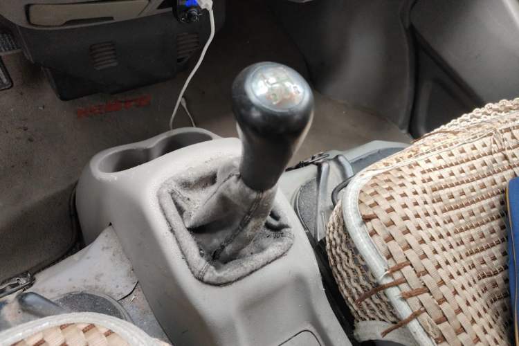Used CHANGAN KAICHENG Taurus 2011 1.3L Supreme Model Gear Lever