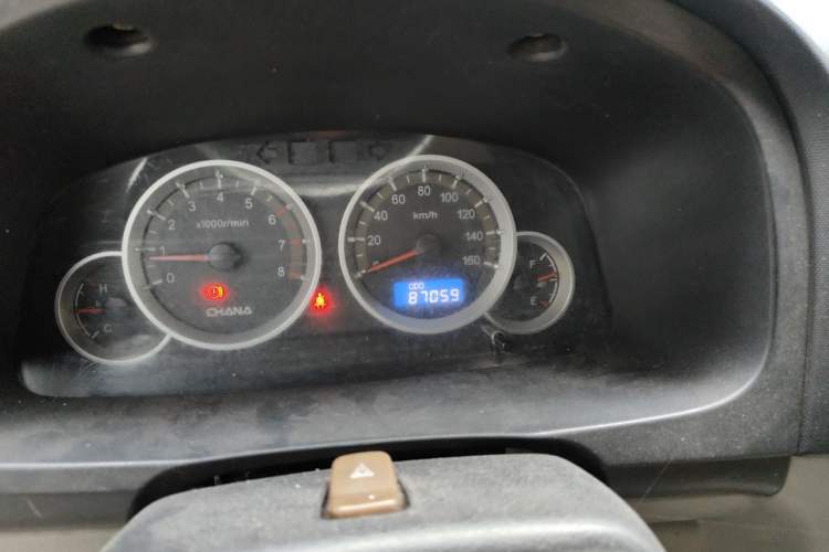 Used CHANGAN KAICHENG Taurus 2011 1.3L Supreme Model Odometer Close Up