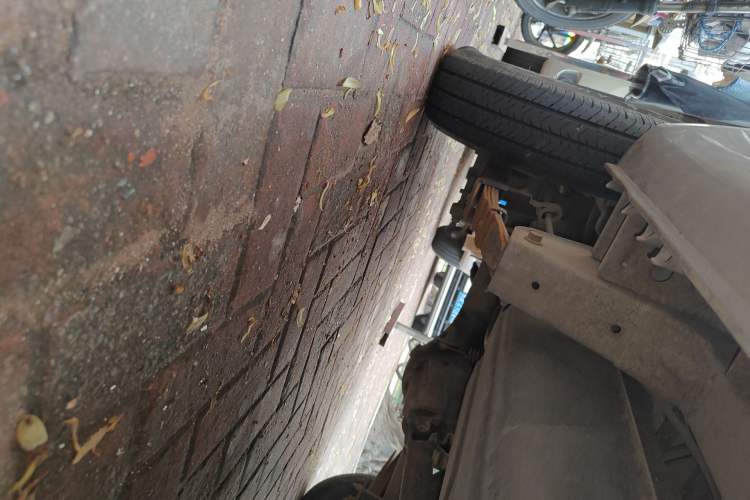 Used CHANGAN KAICHENG Taurus 2011 1.3L Comfort Model Chassis Rear Right