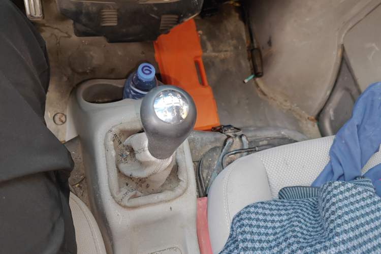 Used CHANGAN KAICHENG Taurus 2011 1.3L Comfort Model Gear Lever