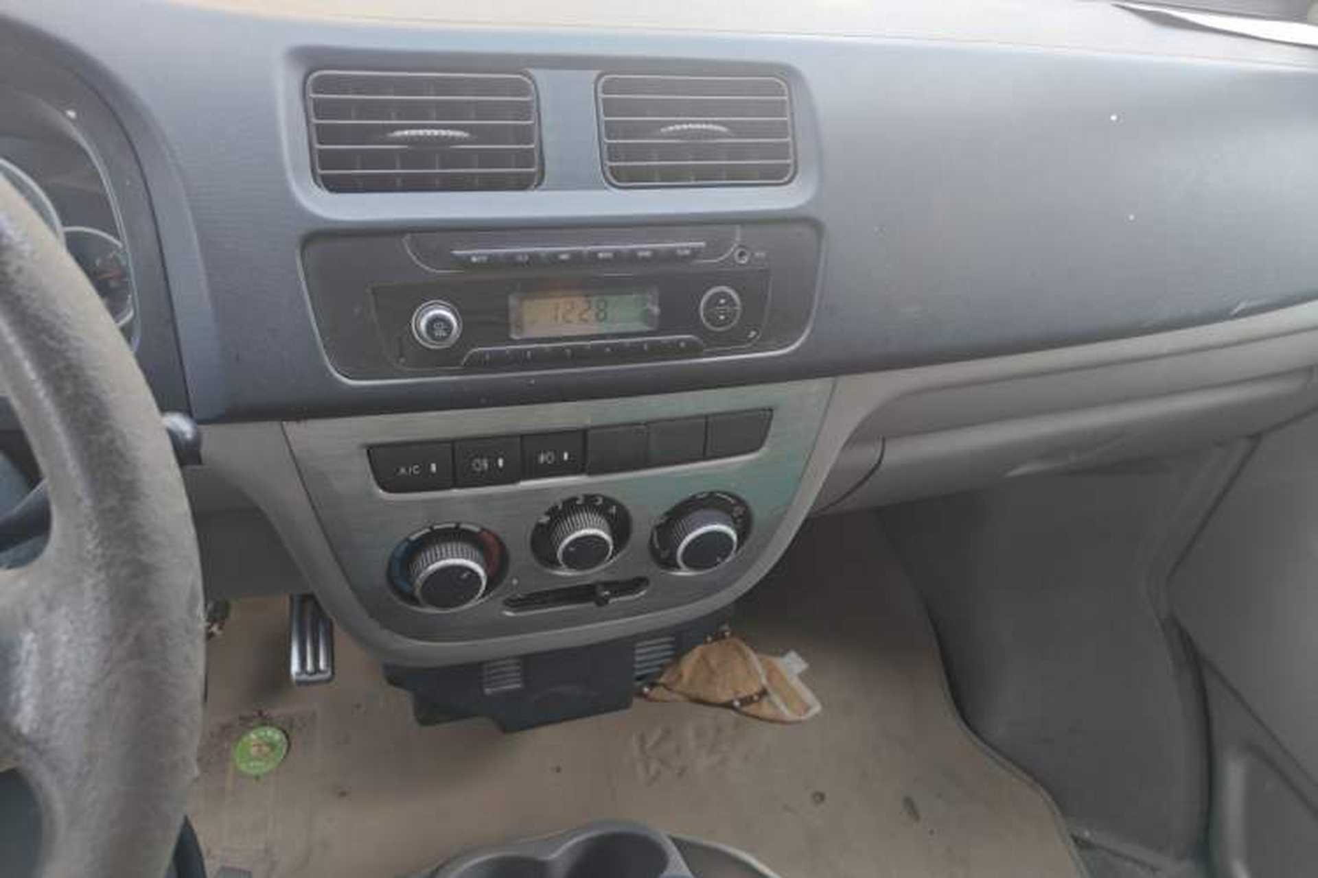 Used CHANGAN KAICHENG Taurus 2011 1.3L Comfort Model Audio And AC Panel