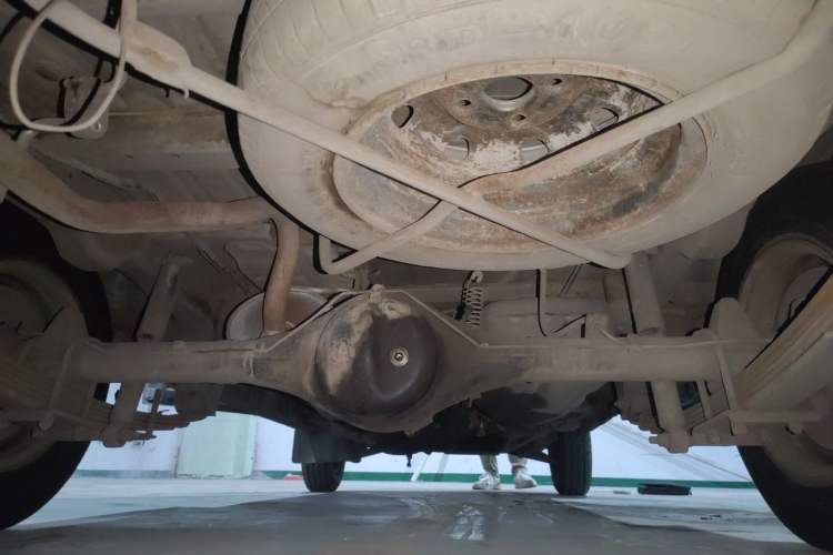 Used CHANGAN KAICHENG Taurus 2011 1.3L Standard Version Chassis Rear